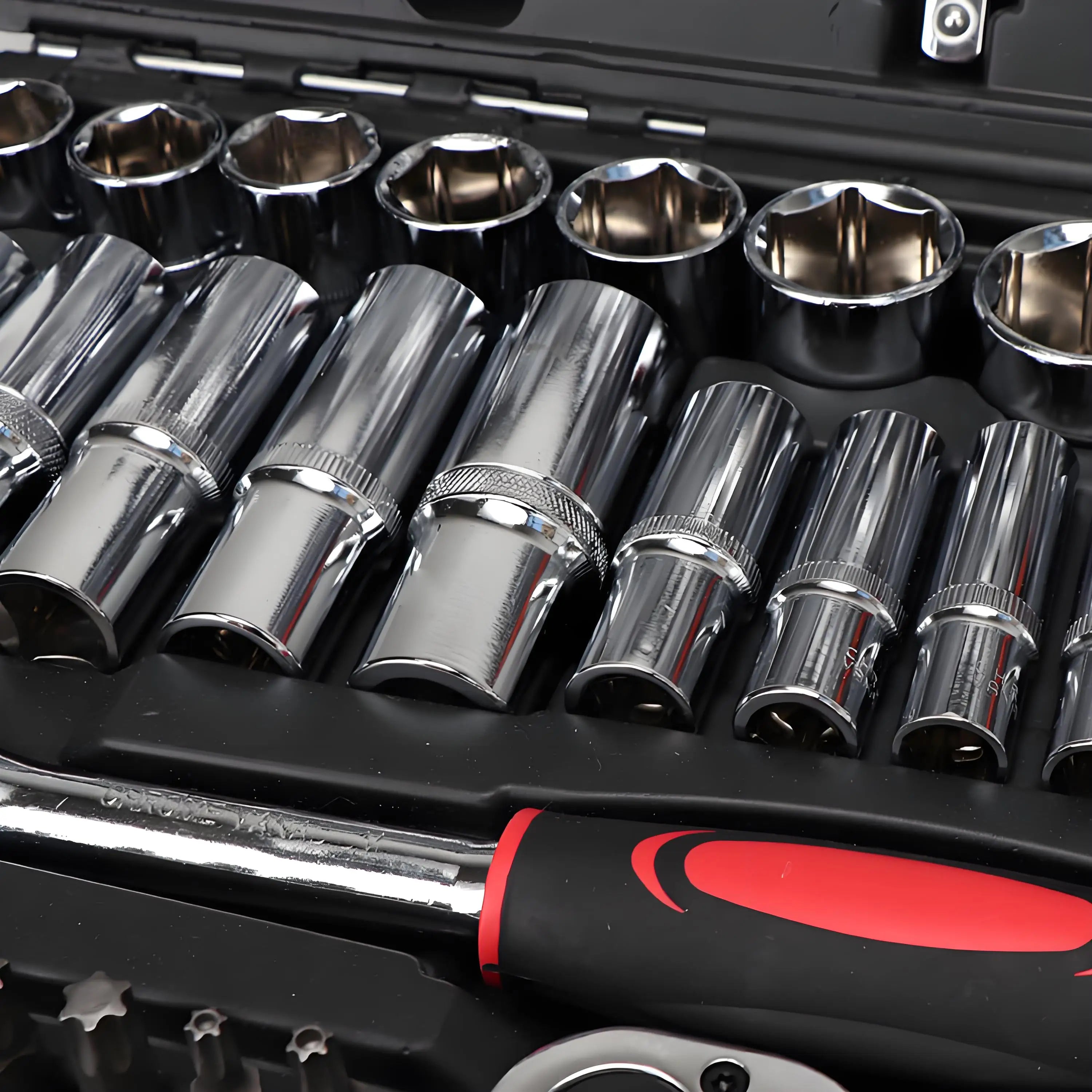 Customizable 151-Piece Steel Hand Tools Set for Auto Repair with OEM Case Packaging for Workshop Use