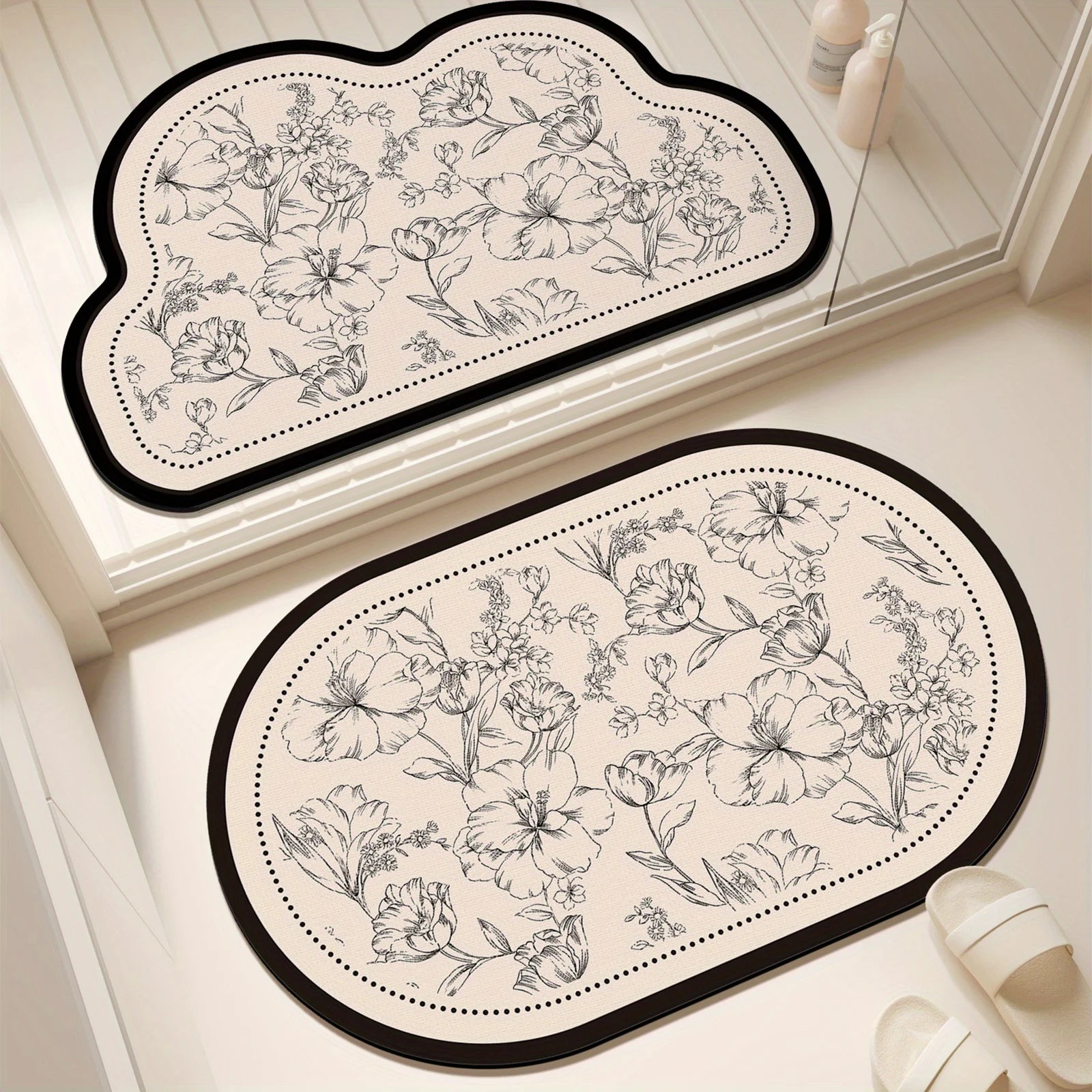 Rubber material super anti-slip bathroom mat, quick-absorbing and quick-drying floor mat, French black and white printed mat