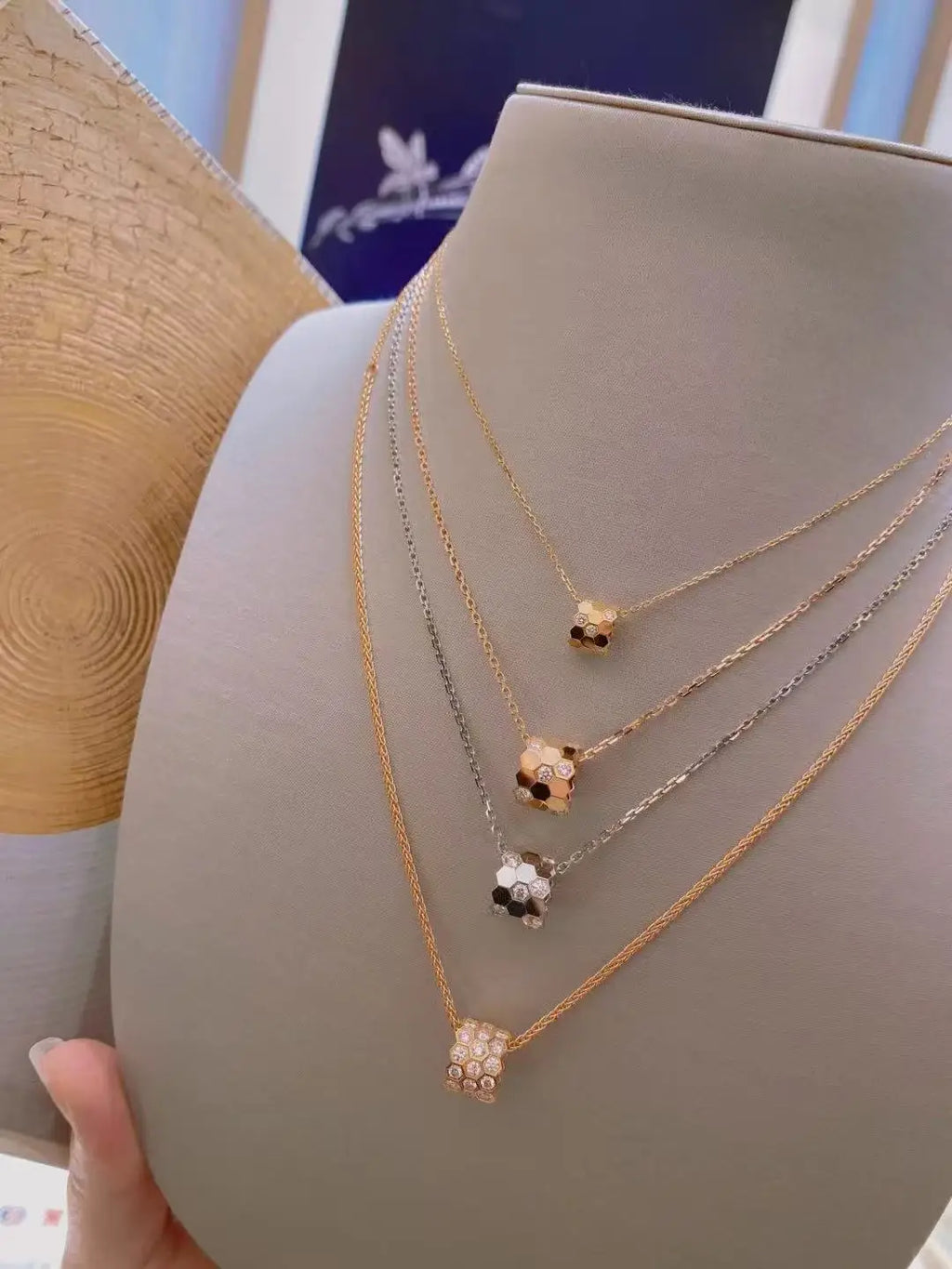 Honeycomb Design S925 Pure Silver Necklace With Diamond inlay, luxurious and Exquisite Women's Fashion Jewelry, Wedding Gift