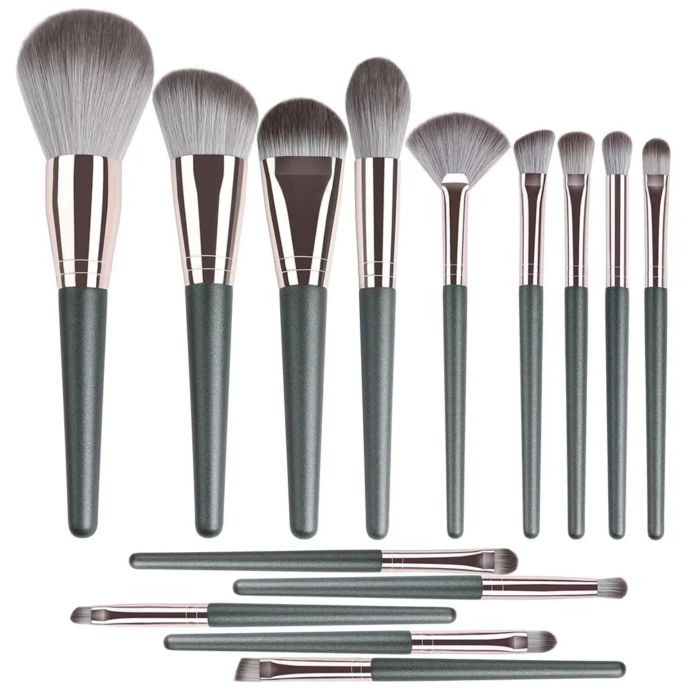 Professional Makeup Brush Set – 10 to 14 Pieces, Soft Synthetic Hair