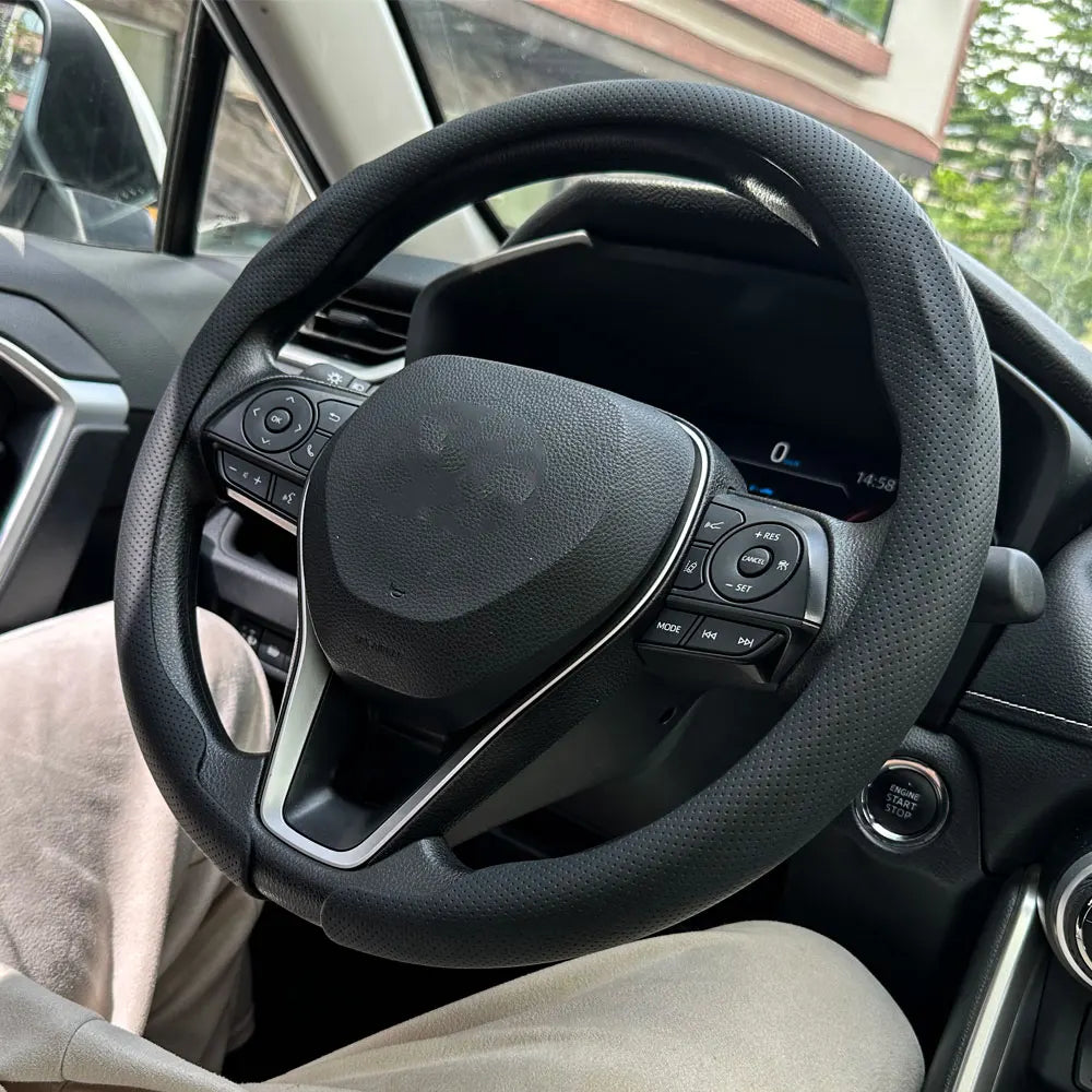 Universal Non-Slip Leather Steering Wheel Cover 36–38cm – Round & D Shape