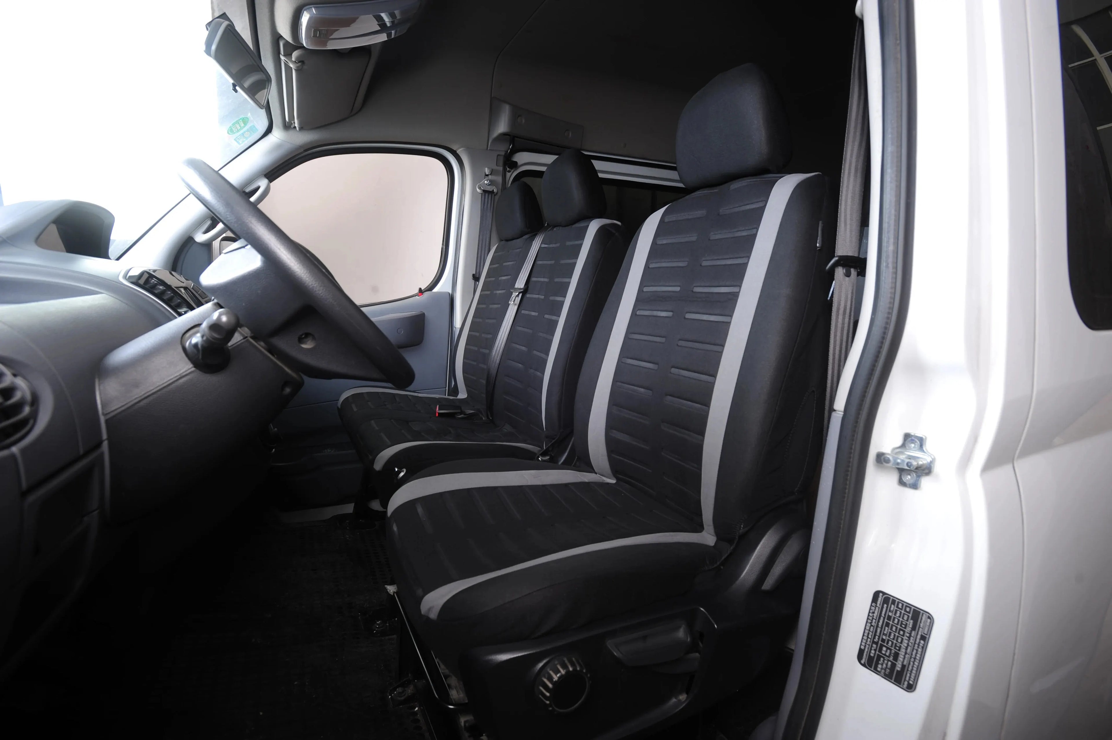 Universal 3D Stripe Seat Covers — Fits Most Vans & Trucks, 2+1 Front Seat Cover Set