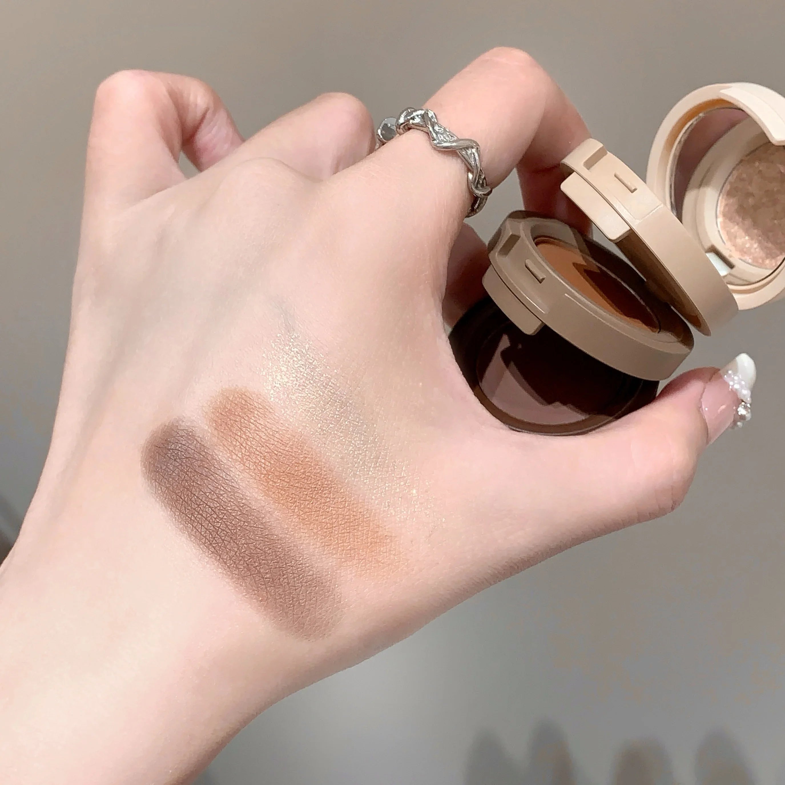 Shaqinuo Earth-tone Eyeshadow Palette-4